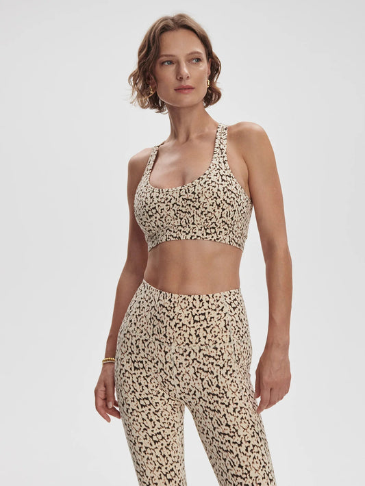 Brassière de yoga ARIA léopard – maintien & style sauvage Varley