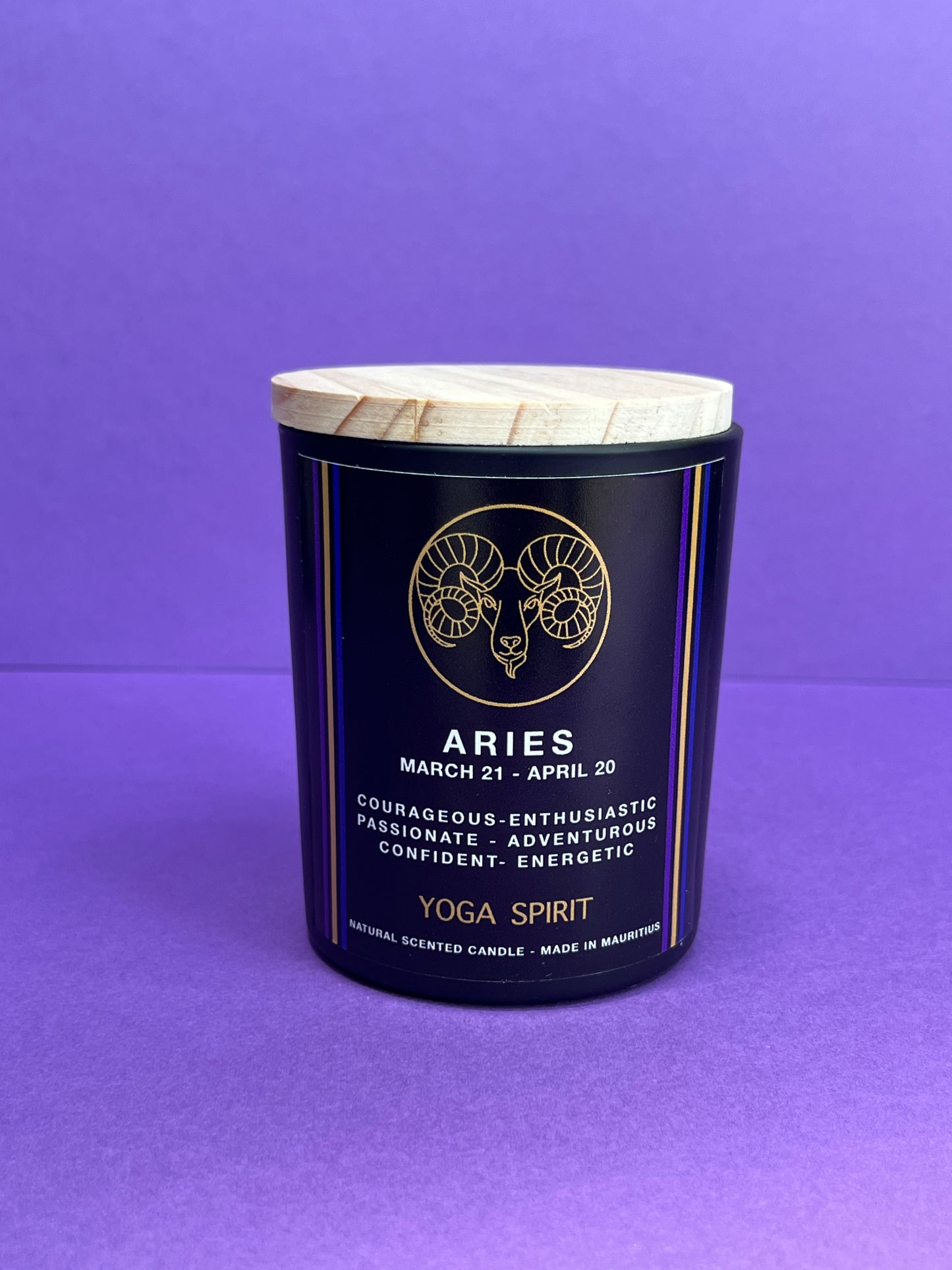 Bougie astrologique artisanale NOVA made in Maurice - YOGA SPIRIT