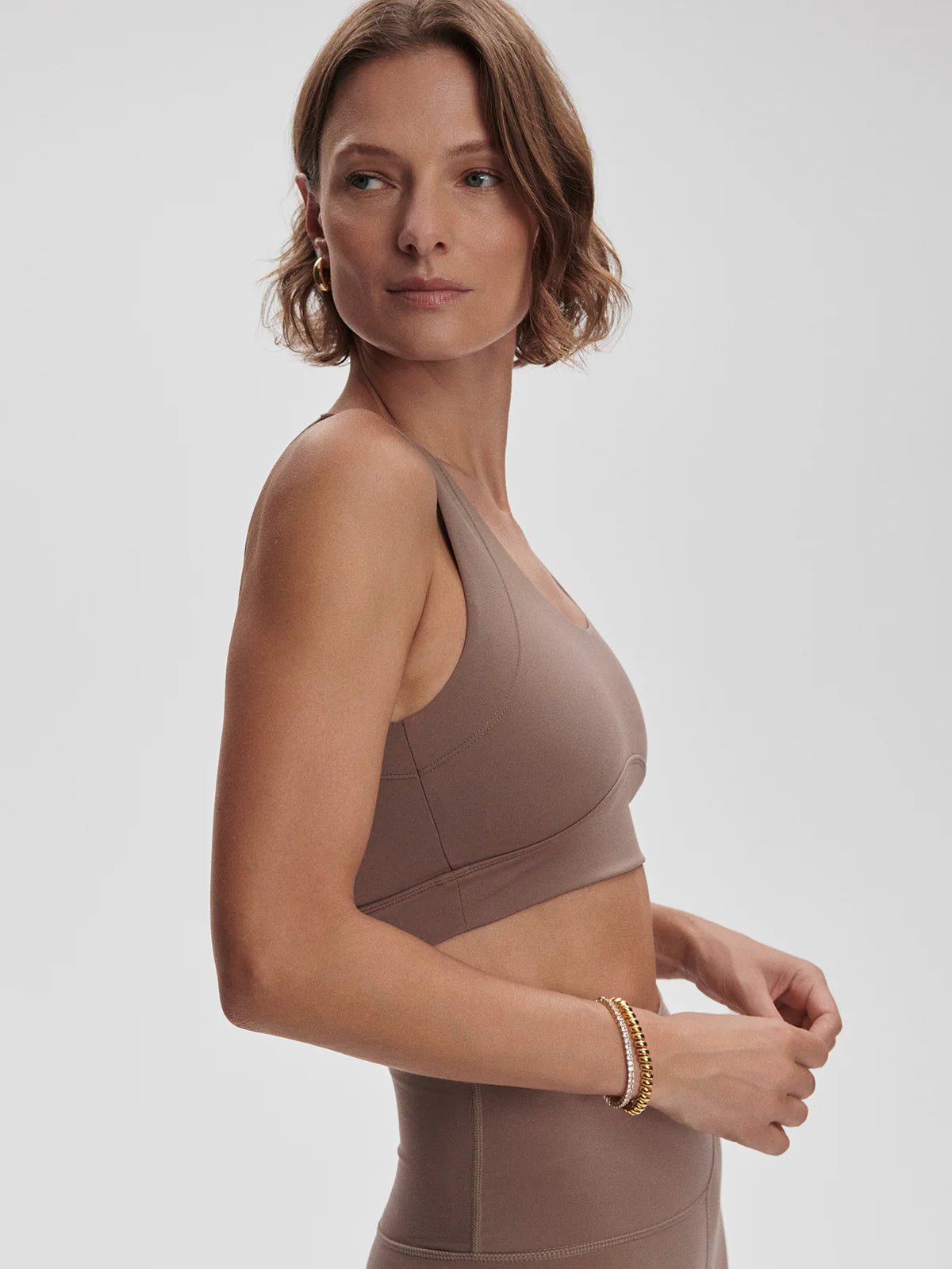 Brassière de yoga GAÏA taupe – douceur et maintien naturel