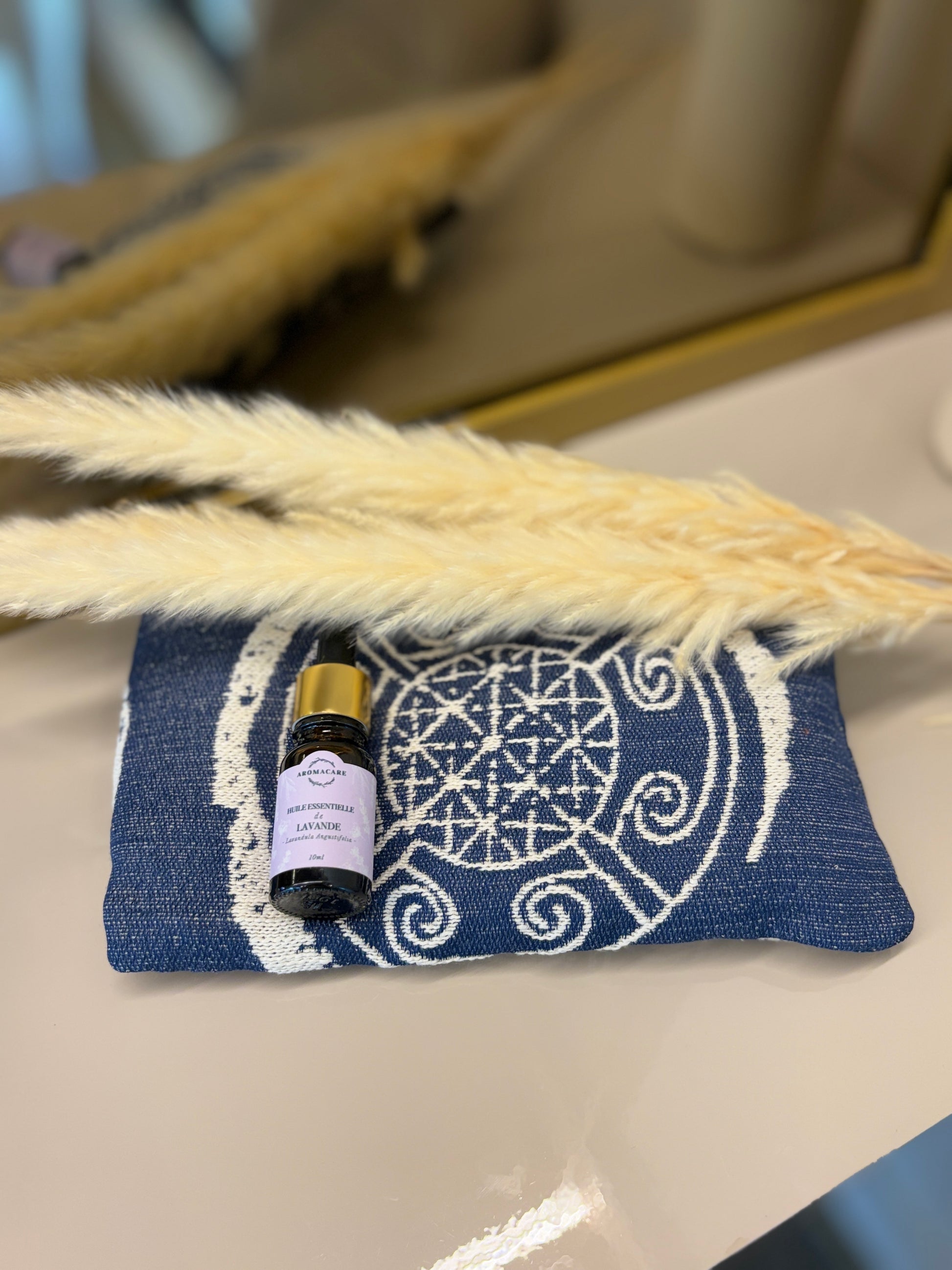 Coffret eye pillow et huile essentielle ÉVASION SACRÉE - YOGA SPIRIT