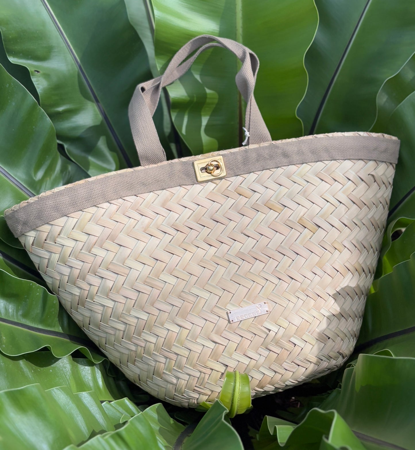 Panier en vacoas BAGATELLE chic mauricien et lignes épurées made in Mauritius