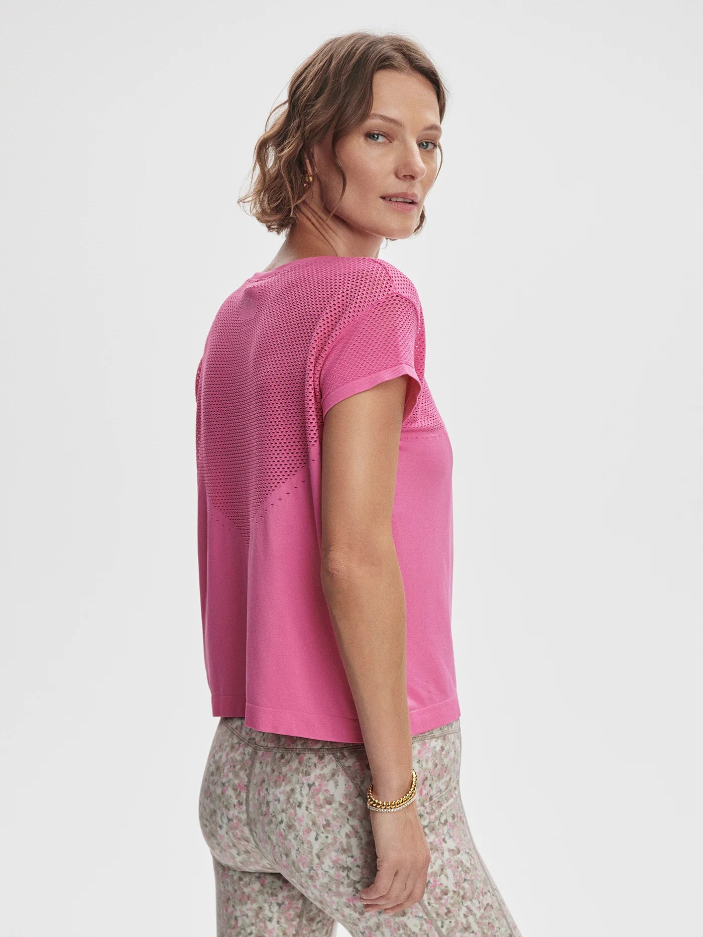 T-shirt Calloway rose – confort seamless et allure décontractée