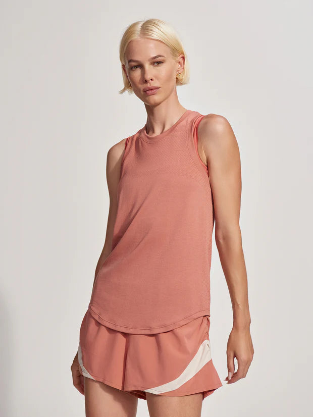 T-shirt NOVA rose, coupe longue Varley