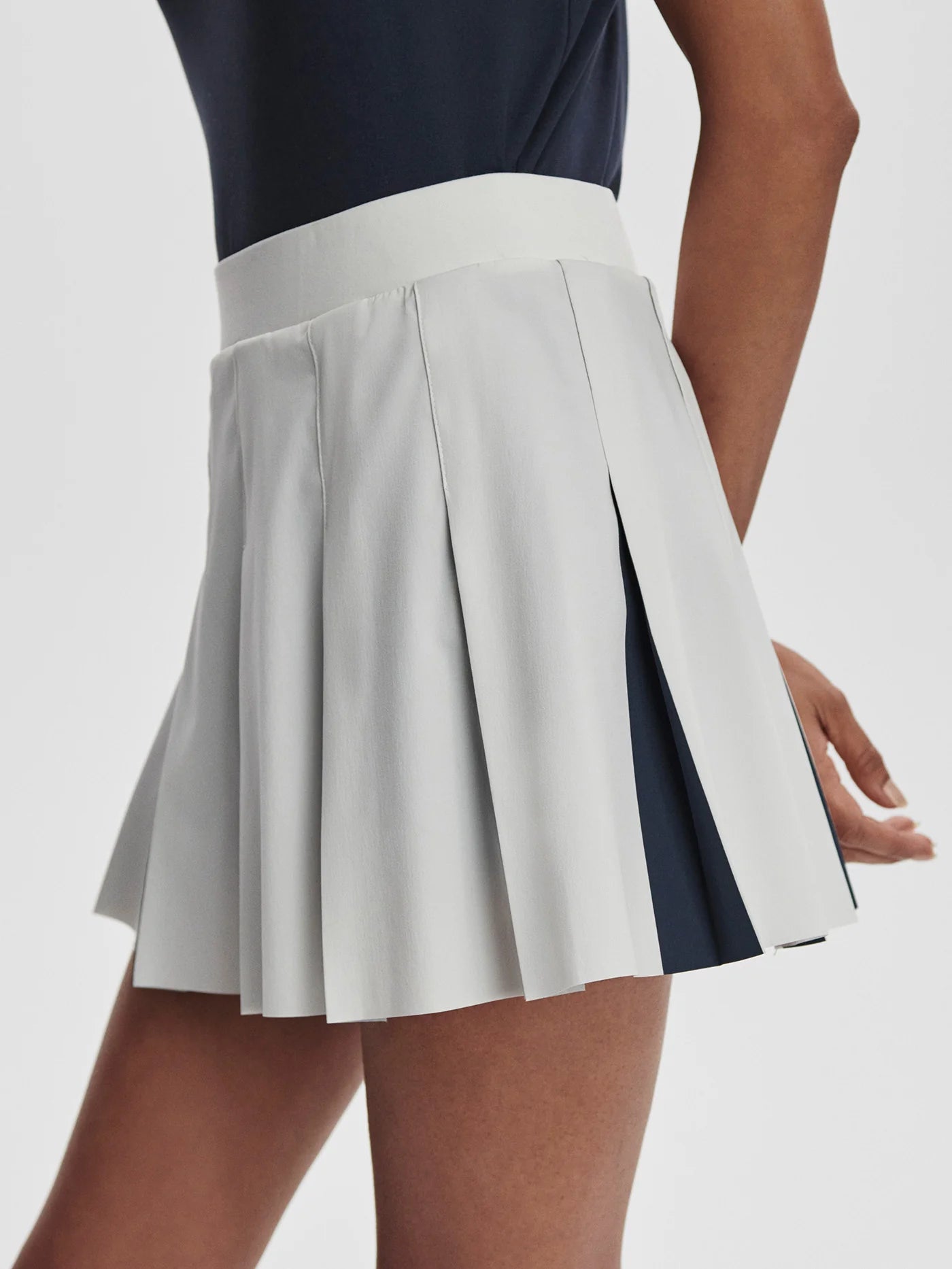 Bronte 2-in-1 skirt – freedom of movement and a sporty look