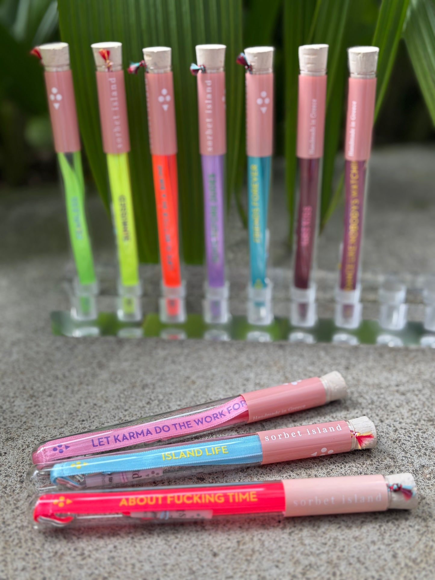 Bracelet en satin “FIND ME AT THE BEACH” – évasion, détente et esprit estival