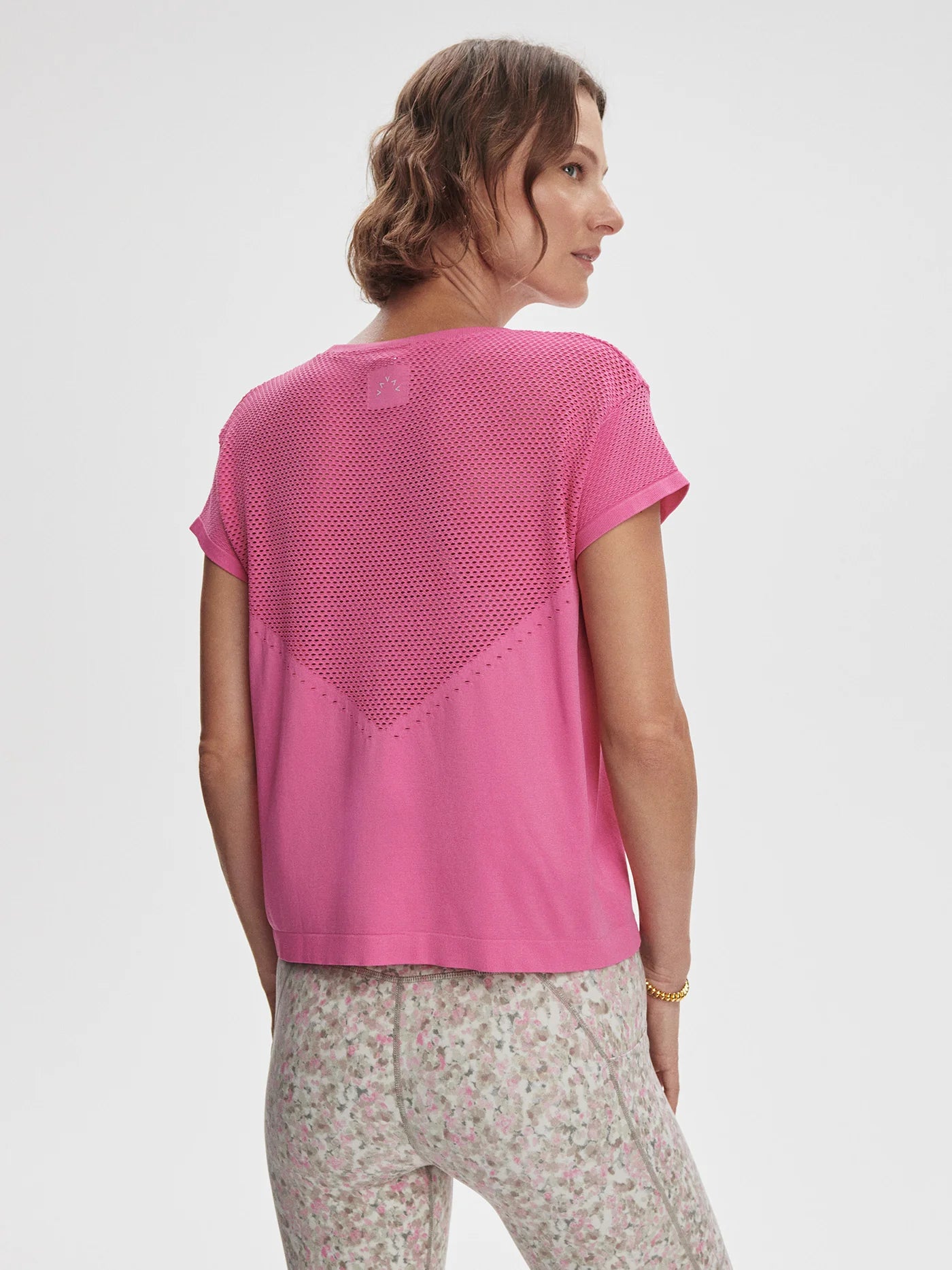 T-shirt Calloway rose – confort seamless et allure décontractée